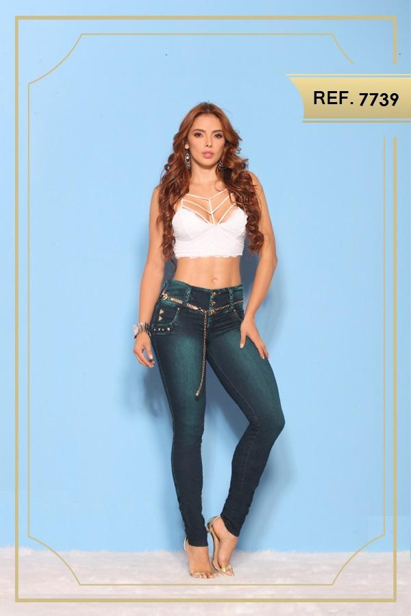 Ref. 006 -7739 JEANS LEVANTACOLA COLOMBIANO