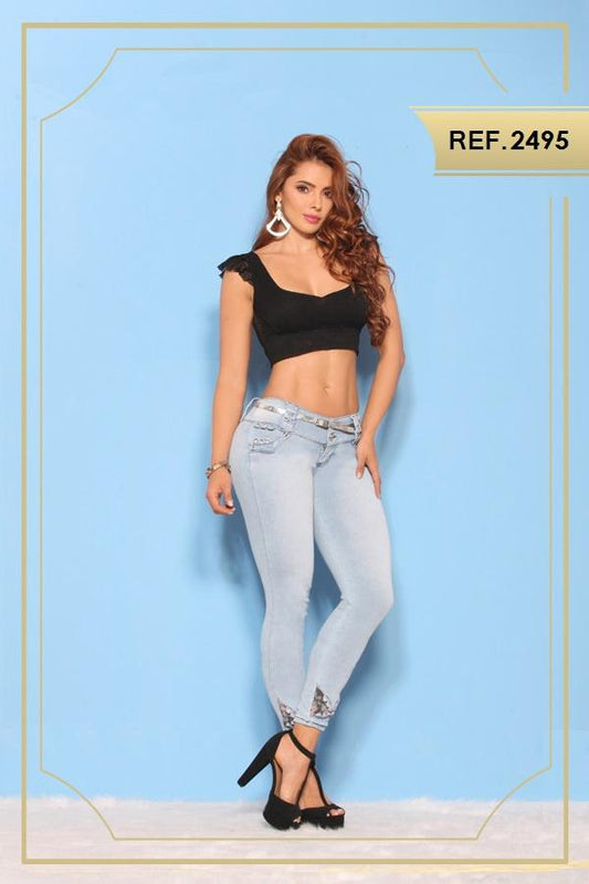 Ref. 014 -2495 Stunning Jean