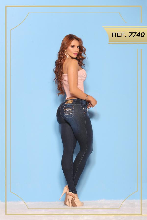 Ref. 006 -7740 JEANS LEVANTACOLA COLOMBIANO