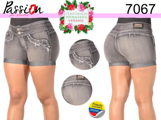 Ref. 007 -7067 SHORT PROMOCION - ropacolombianaeneuropa