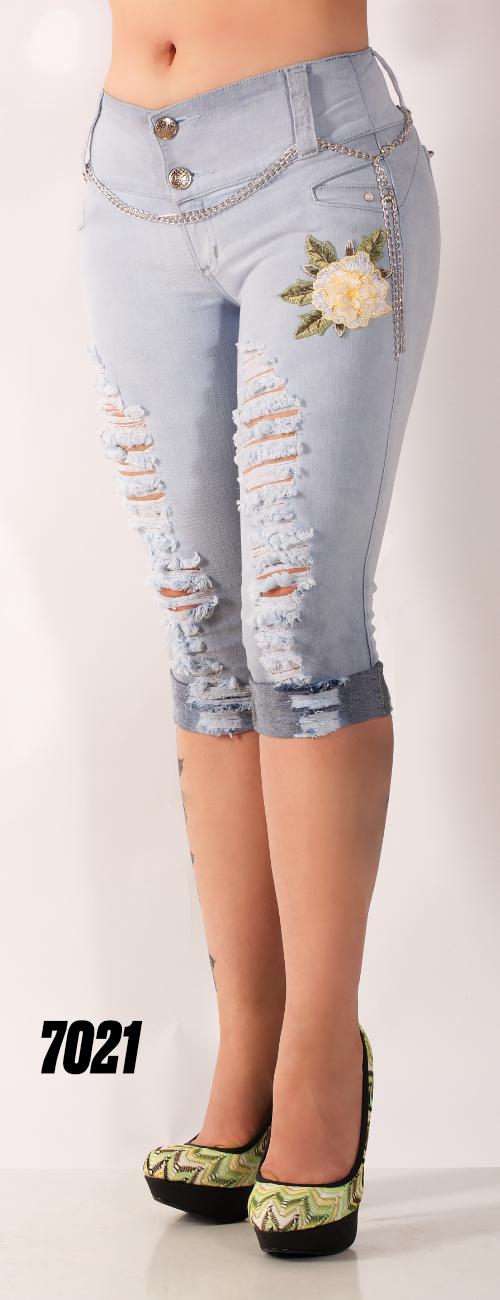 Ref. 030 -7021C Capri Jean capri sin bolsillos - ropacolombianaeneuropa